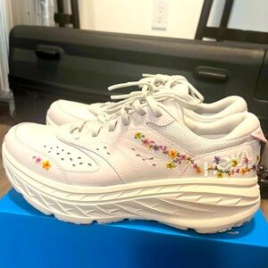 Hoka Vibrant Bloom Bondi L (with floral embroidery)